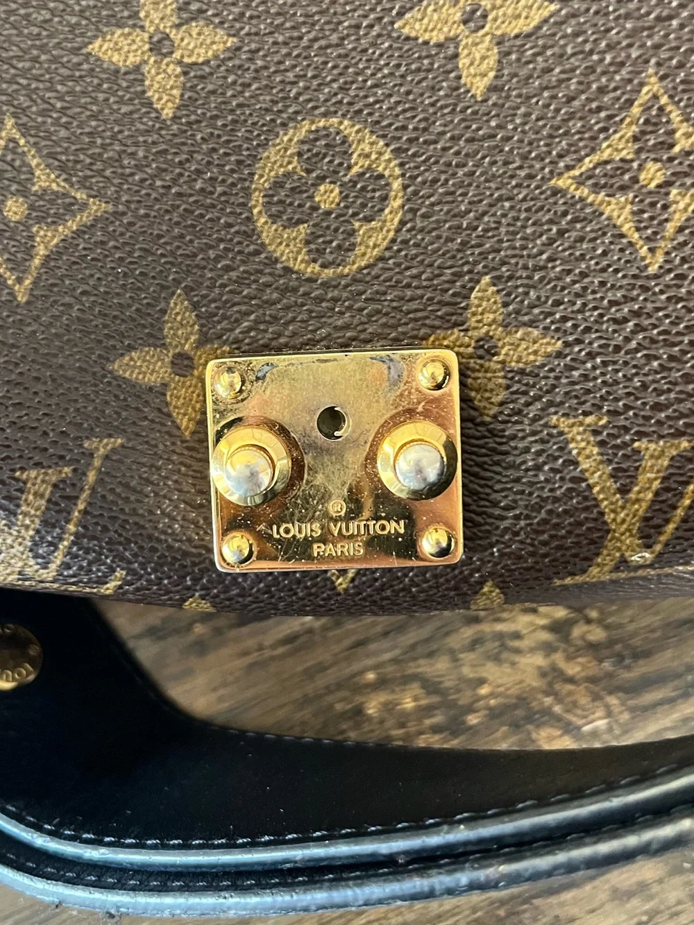 Louis Vuitton Metis Hobo in Monogram Canvas